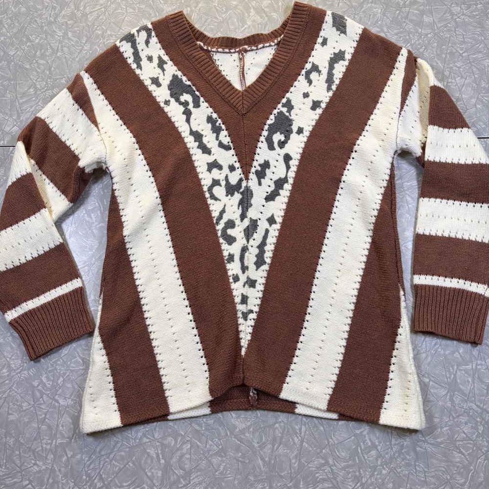 Womens V-Neck Knit Sweater Brown Cream Striped Leopard Print Pointelle Knit